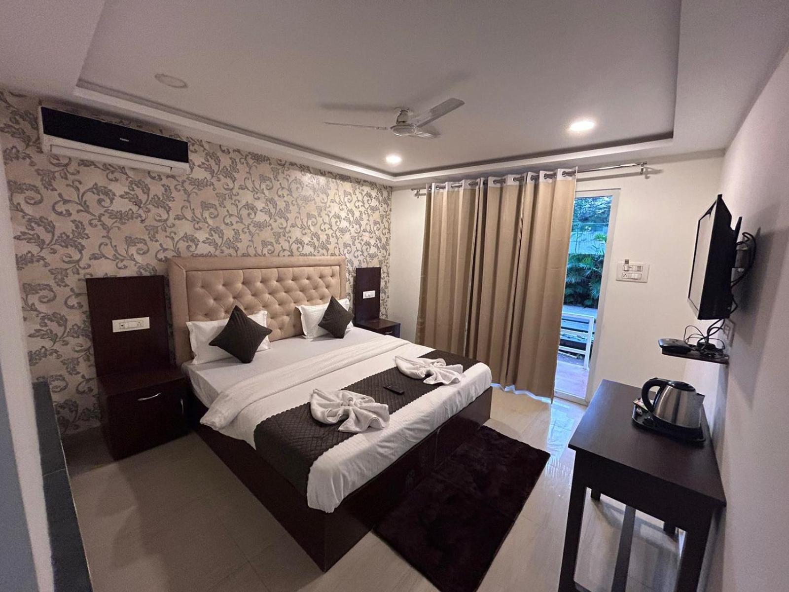 Arabian Sea Beach Resort Morjim Kültér fotó